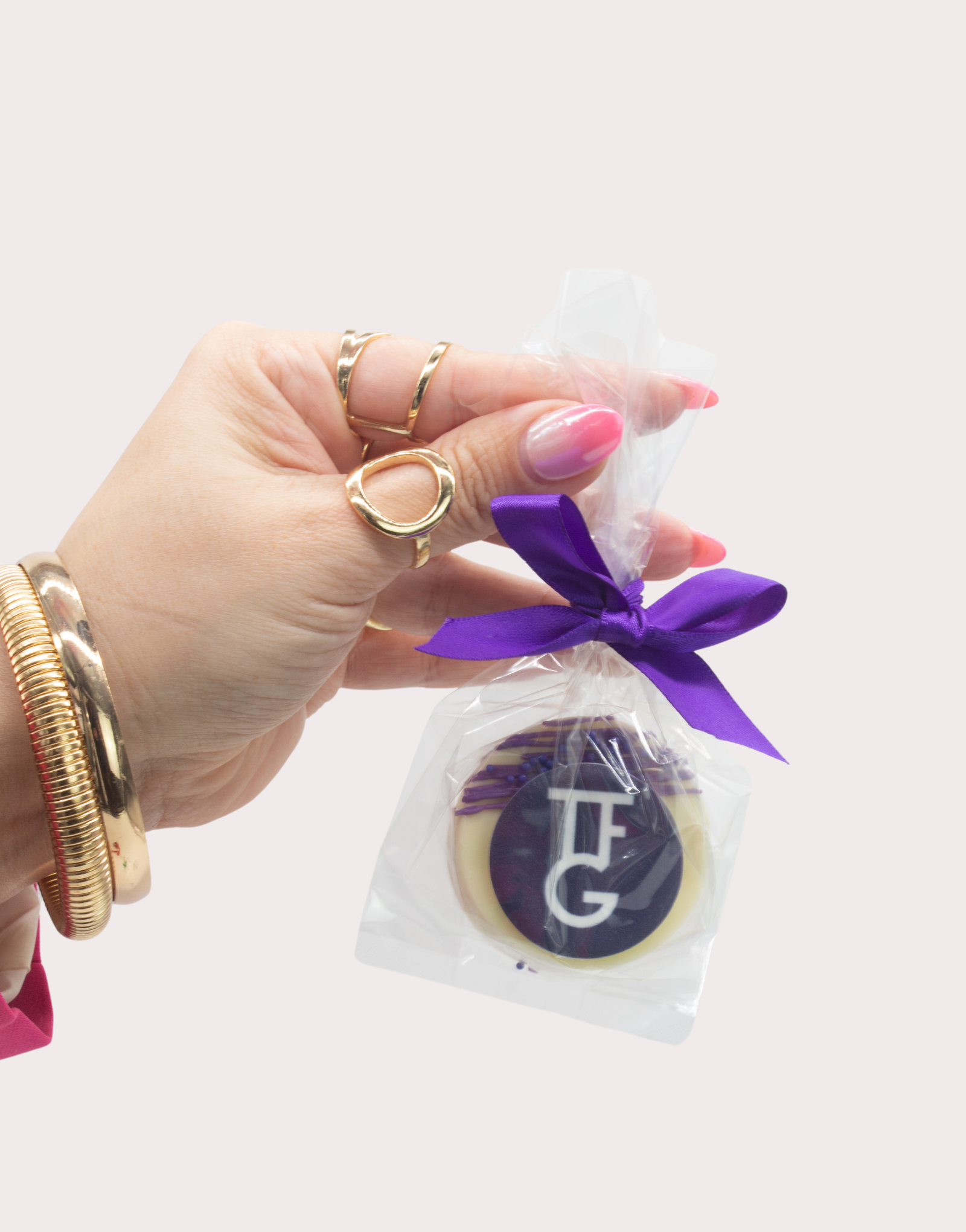 Branded Dipped Oreos - Tessa’s Cake Drop